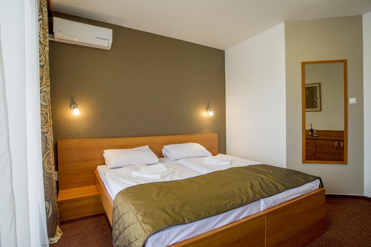 Wellness Hotel Thermal Sturovo Exterior photo